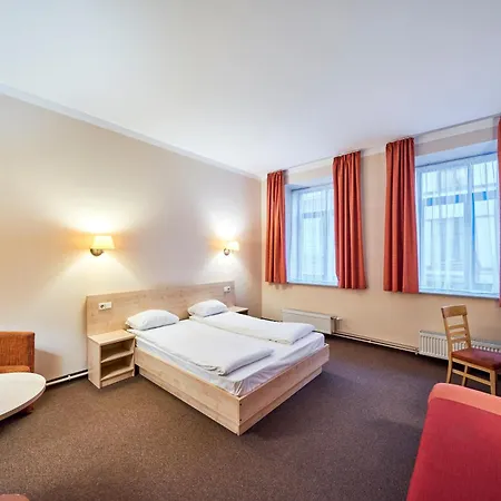 Rija Domus 3*